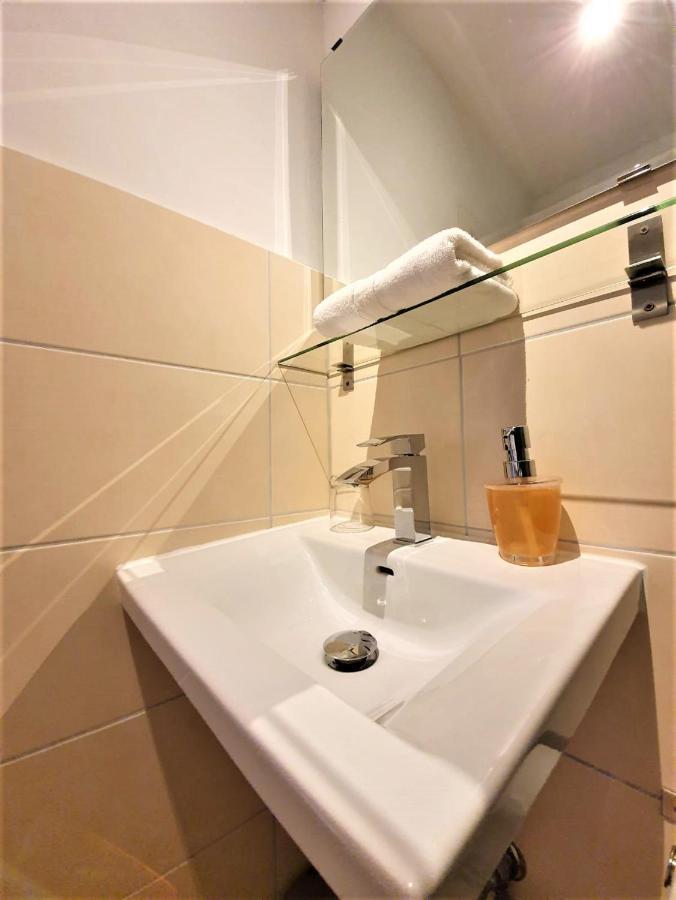 Studio Rome In Der Altstadt Daire Freiburg im Breisgau Dış mekan fotoğraf